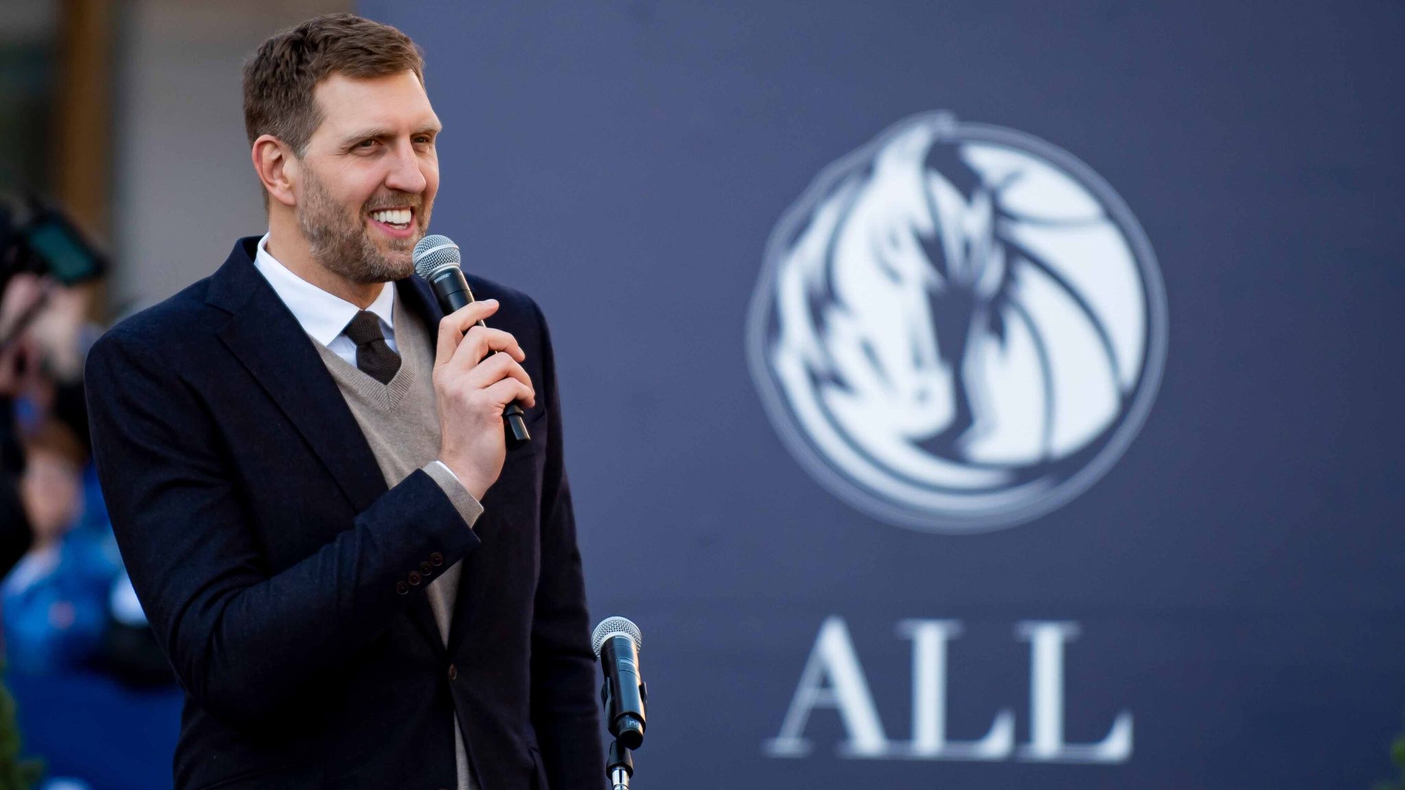 Offiziell! NBA Nimmt Dirk Nowitzki In "Hall Of Fame" Auf | NBA News ...