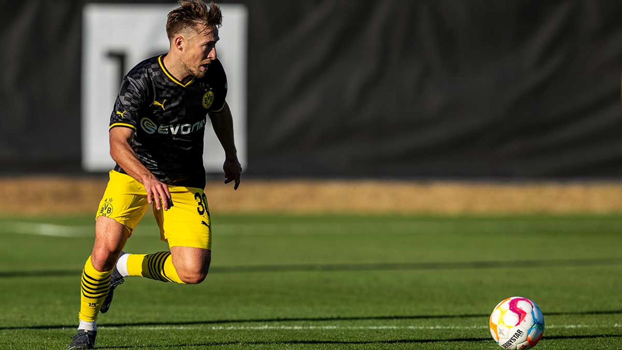 Borussia Dortmund Felix Passlack wechselt zum VfL Bochum Fußball