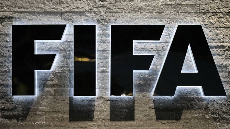 Die FIFA hat eine Reform in der Spielerberater-Branche angekündigt, die ab Oktober in Kraft tritt.