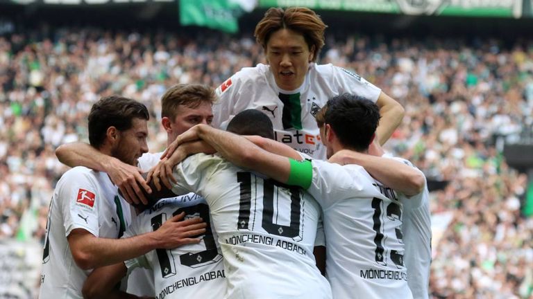 Borussia Mönchengladbach bejubelt den Heimsieg gegen den VfL Wolfsburg.