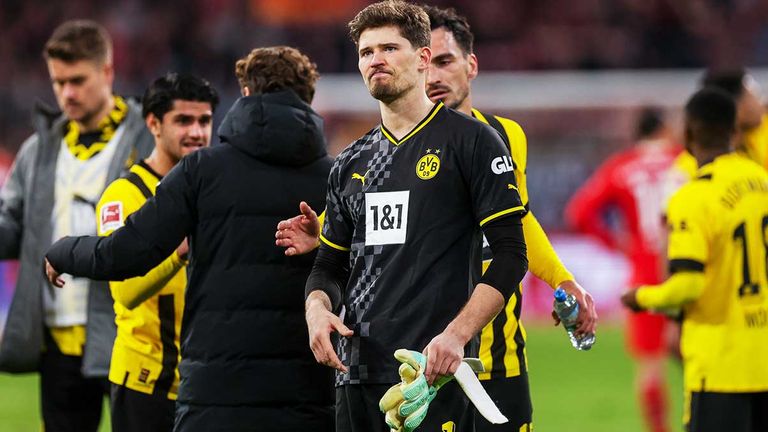 "Tut natürlich weh!" Gregor Kobel hat sich zu seinem schweren Patzer gegen den FC Bayern geäußert.