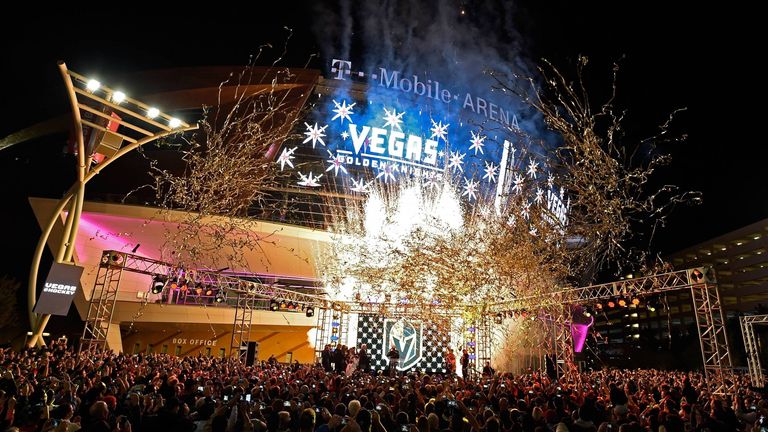 Die Enthüllung der Golden Knights als NHL-Team stoß auf große Euphorie in Las Vegas.