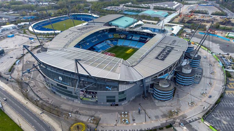 Manchester (England): Das Etihad Stadium ist die Heimspielstätte von Manchester City. Kapazität: 53.400.