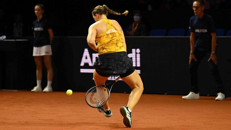 Jule Niemeier bezwingt die Tschechin Petra Kvitova mit 7:6 (11:9), 6:1