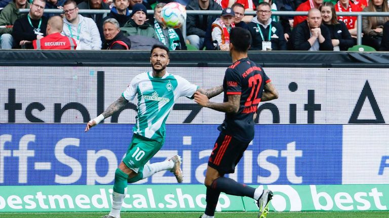 Leonardo Bittencourt blickt im Sky Interview auf das Bayern-Spiel zurück.
