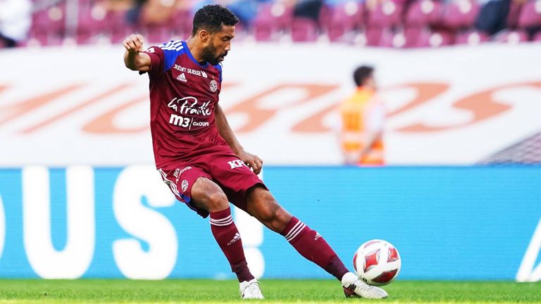 Nach einem Zuschauertipp erzielt Gael Clichy ein Traumtor für den Servette FC.