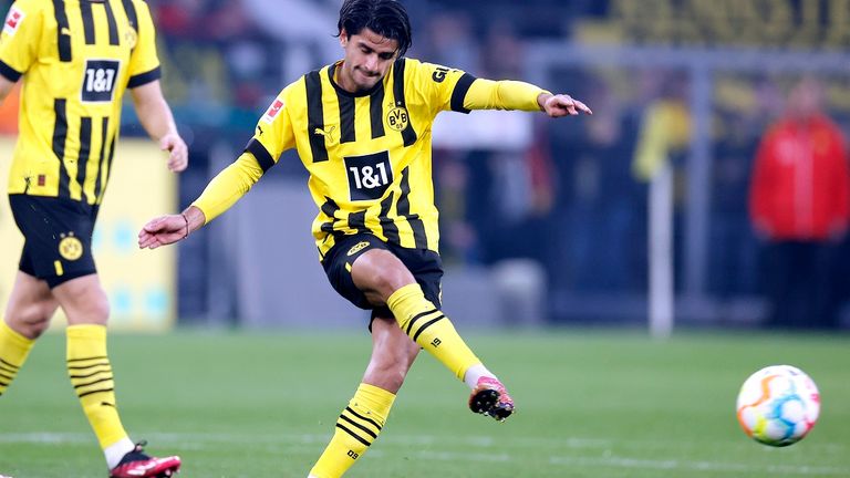 Mahmoud Dahoud wird Borussia Dortmund im Sommer verlassen.