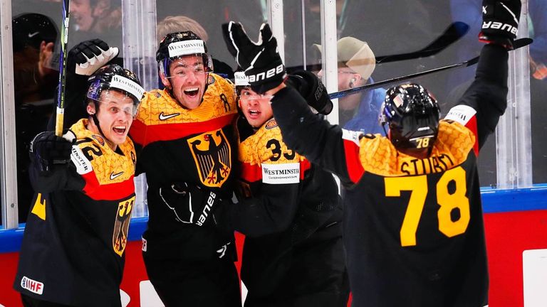 In einem nervenaufreibenden Spiel gewinnt Deutschland gegen die USA in der Overtime. 