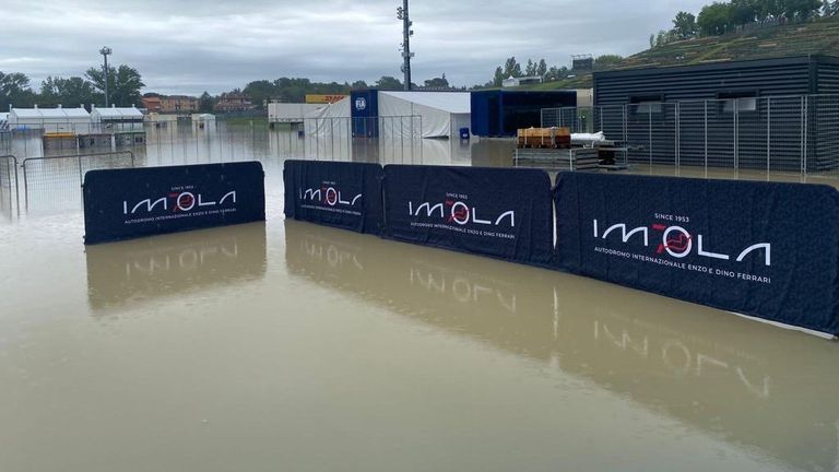 Das für Sonntag angesetzte Formel-1-Rennen in Imola ist wegen der starken Regenfälle in Norditalien abgesagt worden.