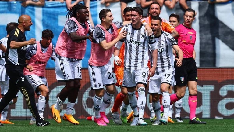 Juventus Turin schlägt Atalanta Bergamo und springt auf Platz zwei.