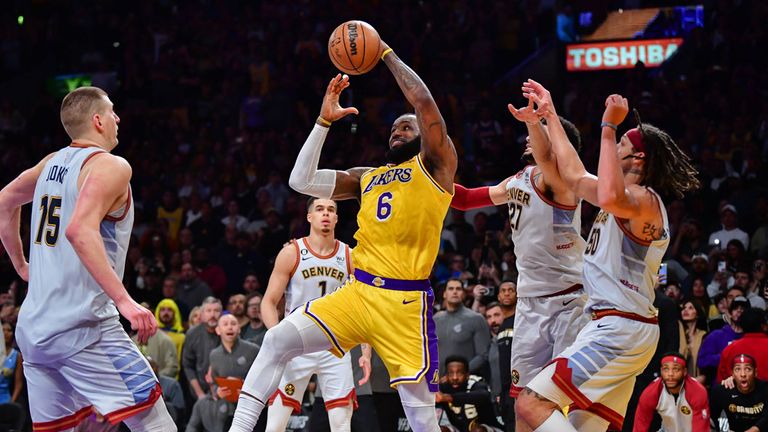 LeBron James und die LA Lakers sind in den NBA-Playoffs an den Denver Nuggets gescheitert.