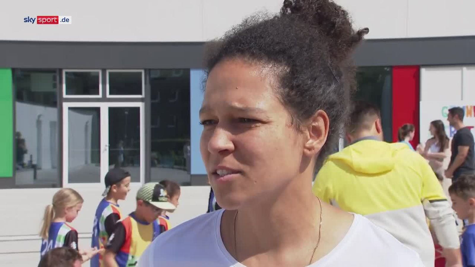 DFBTeam Nationalmannschaft braucht laut Celia Sasic ein festes Gerüst