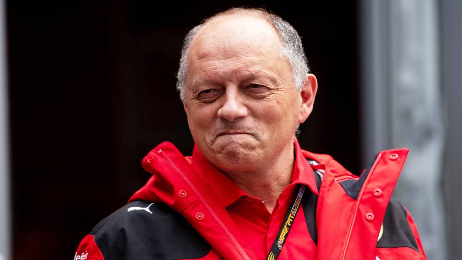 Formel 1 FerrariTeamchef Frederic Vasseur spricht von Fortschritt
