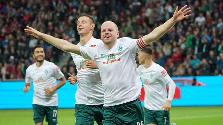 SV WERDER BREMEN: Davy Klaassen, für 13,5 Millionen Euro vom FC Everton in der Saison 2018/19 gekommen. Nach 81 Pflichtspielen und zwei Jahren war jedoch Schluss, er wechselte zu seinem Jugendklub Ajax Amsterdam und ist dort noch immer aktiv.