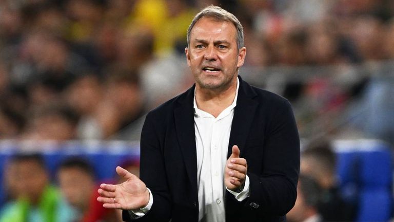 Hansi Flick denkt nach der Pleite gegen Kolumbien nicht über einen Rücktritt nach.