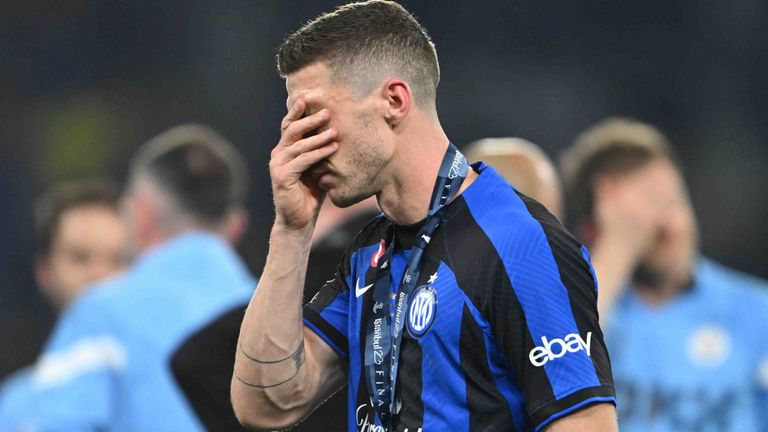 Robin Gosens verliert mit Inter Mailand das CL-Finale gegen Manchester City.