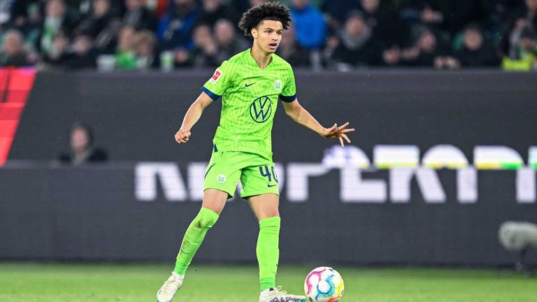 Platz 100: Kevin Paredes (VfL Wolfsburg/20) - Rating: 59,1.