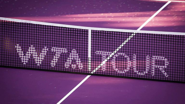Ab 2033 sollen die Tennis-Spielerinnen genauso hohe Prämien wie die Männer auf der ATP-Tour erhalten.
