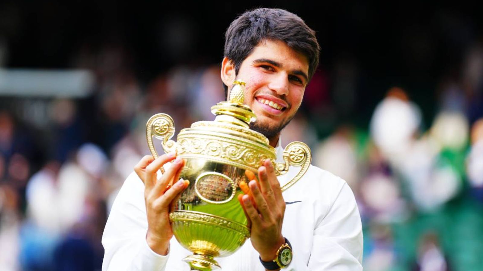 Wimbledon Alcaraz gewinnt Finale im GigantenDuell gegen Djokovic