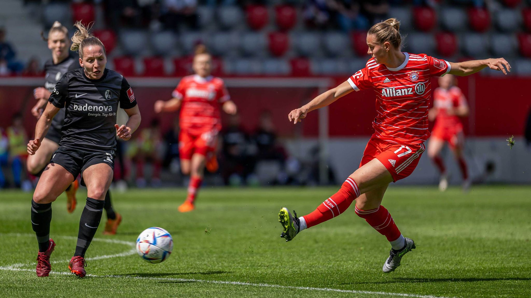 Frauen-Bundesliga: FC Bayern Eröffnet Neue Saison In Freiburg | Fußball ...