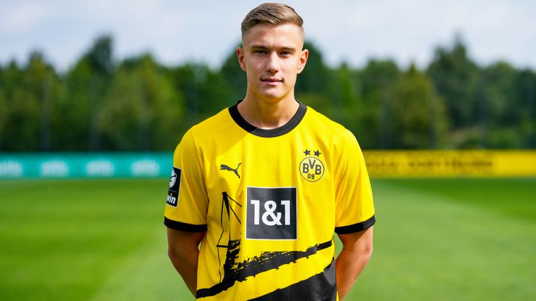 Das Heimtrikot von Borussia Dortmund II für die Saison 2023/24.