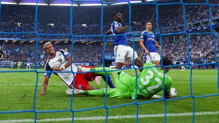 Robert Glatzel war der Matchwinner für den HSV gegen Schalke 04.