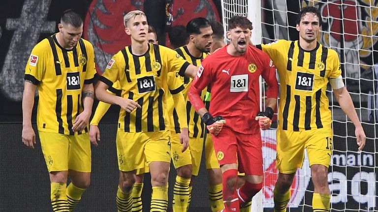 Wer wird neuer BVB-Kapitän? Nico Schlotterbeck (v.l.), Emre Can, Gregor Kobel und Mats Hummels zählen zu den Kandidaten.