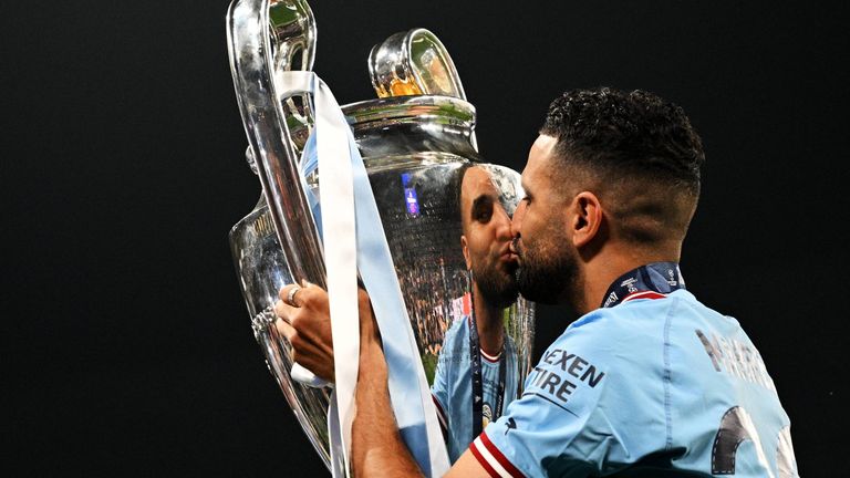 Champions-League-Sieger Riyad Mahrez hat sich von Manchester City verabschiedet, er wechselt nach Saudi-Arabien. 