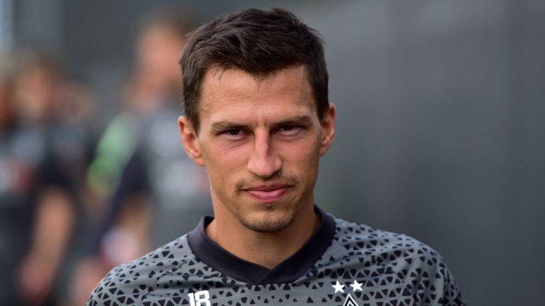 Stefan Lainer ist an Lymphknotenkrebs erkrankt.