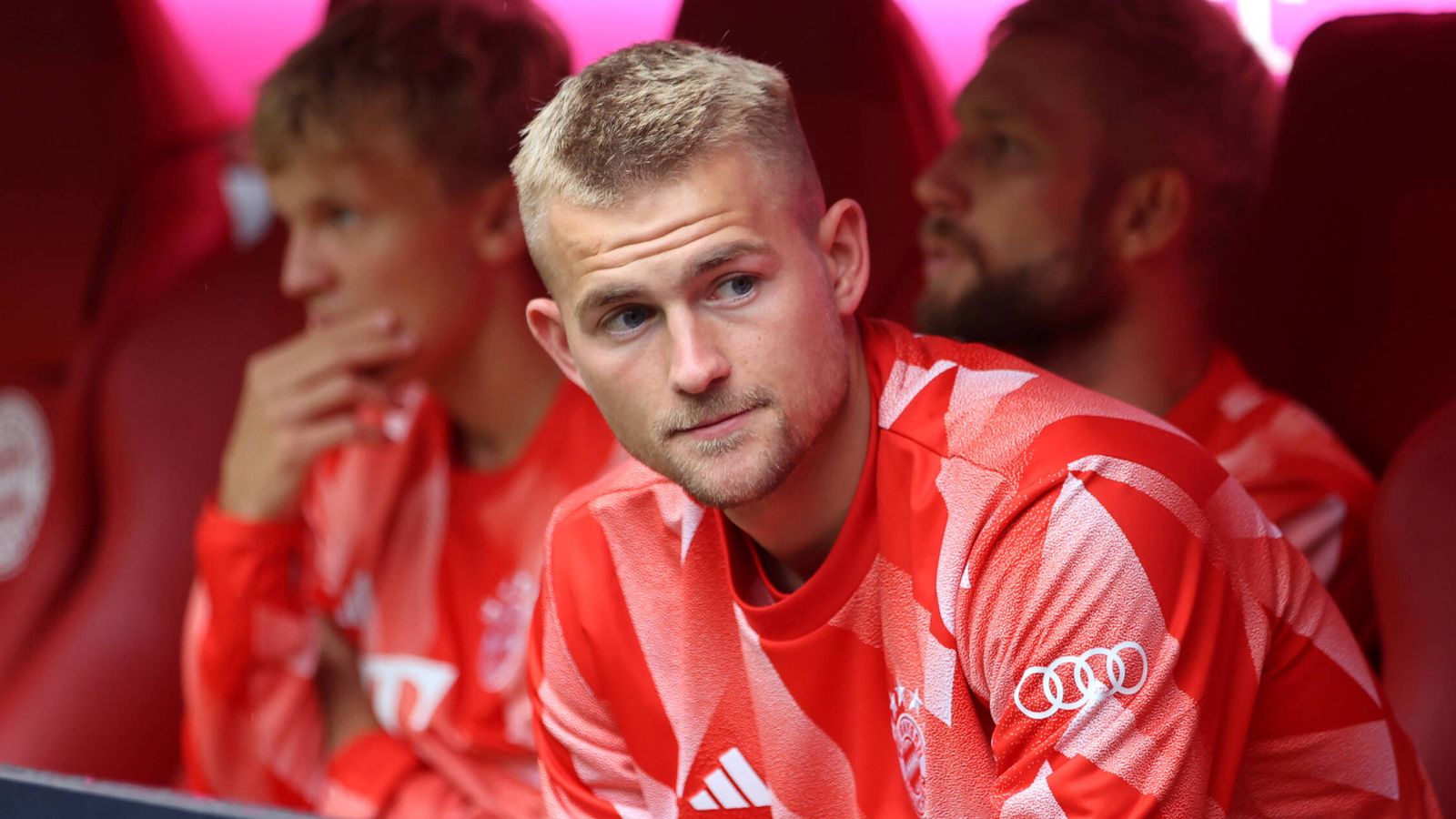 FC Bayern Matthijs de Ligt aktuell kein Stammspieler Fußball News Sky Sport