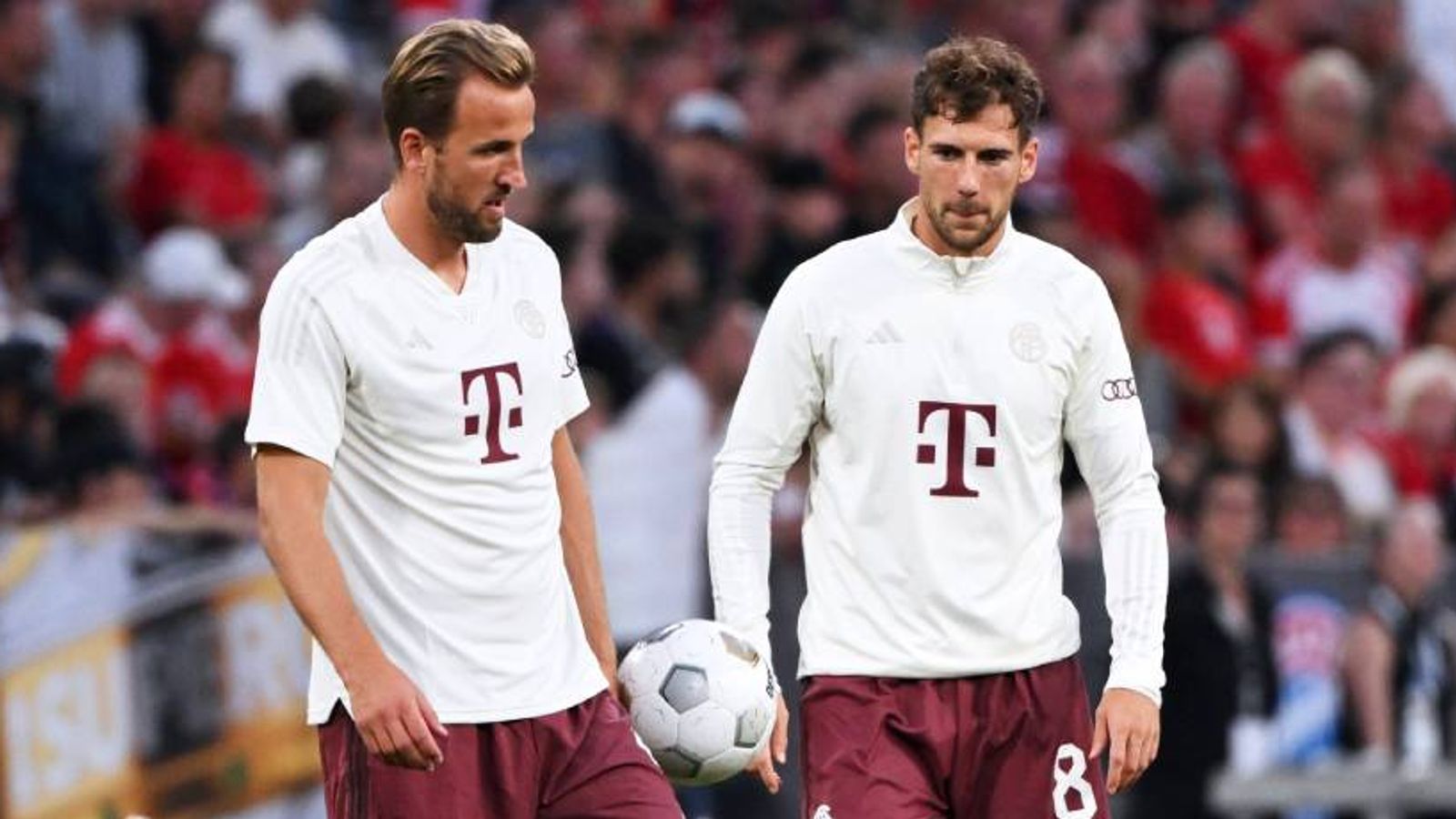 FC Bayern Transfer Der Stand bei Pavard, Goretzka nach dem Kane Deal