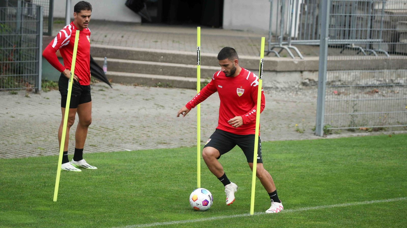 VfB Stuttgart: Schock Für VfB! Neuzugang Deniz Undav Verletzt Sich ...