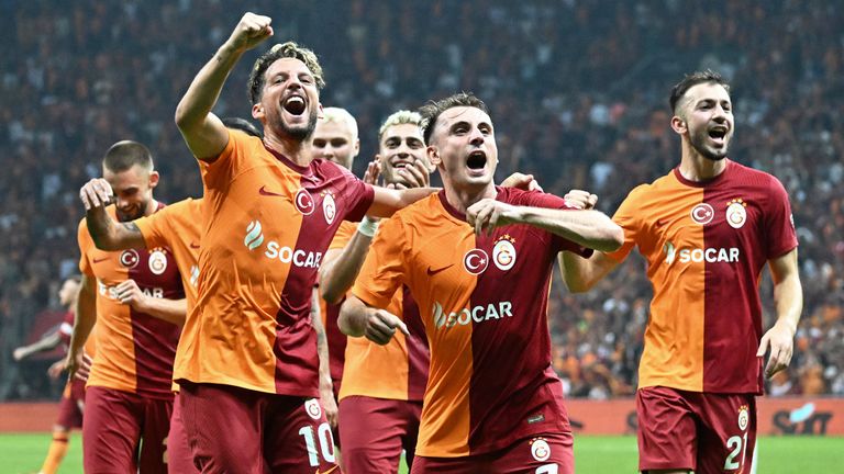 Galatasaray Istanbul will in der neuen Saison mit viel Starpower hoch hinaus.