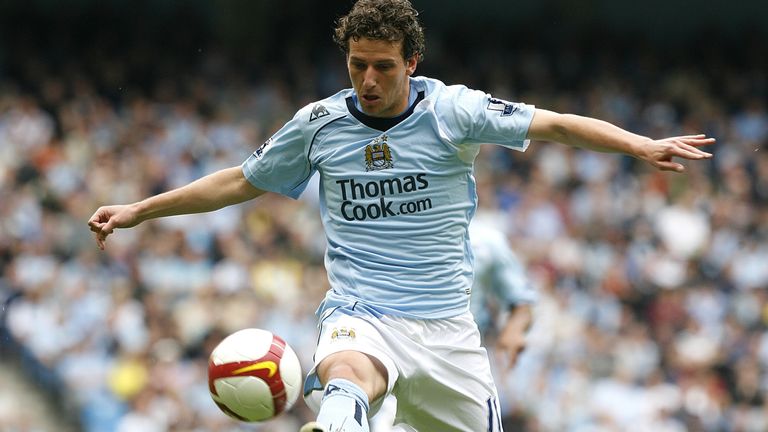 Sturm: Elano (Mit Hamann von 2007 bis 2009 bei Manchester City).