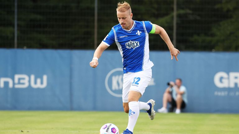 SV Darmstadt 98: Fabian Holland.