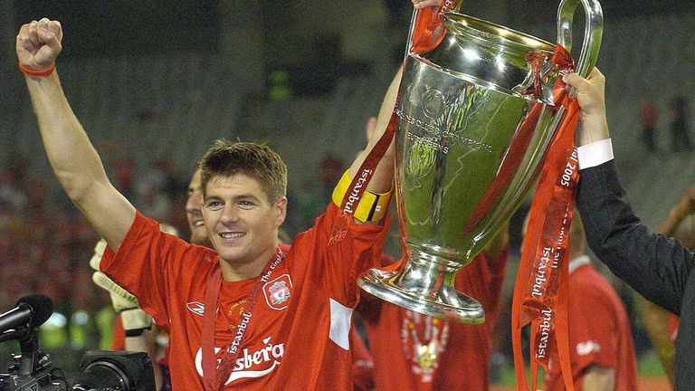 Mittelfeld: Steven Gerrard (Mit Hamann von 1999 bis 2006 beim FC Liverpool).