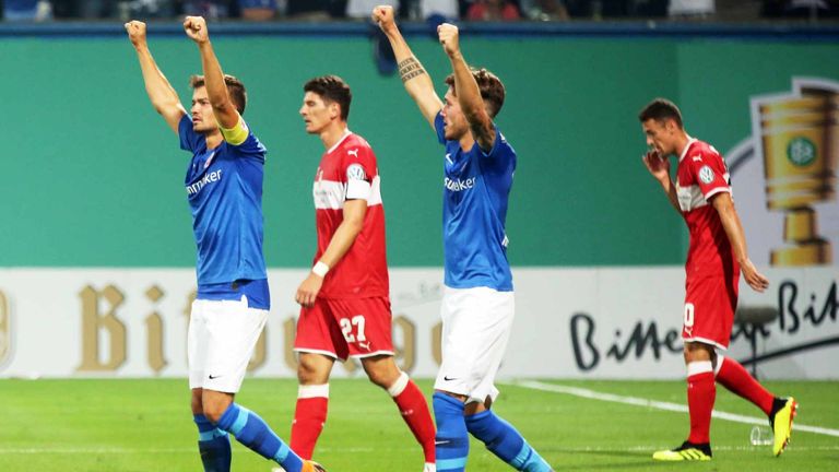 8. Platz: VfB Stuttgart: 11-mal Erstrundenaus / zuletzt 2018/19 gegen Hansa Rostock