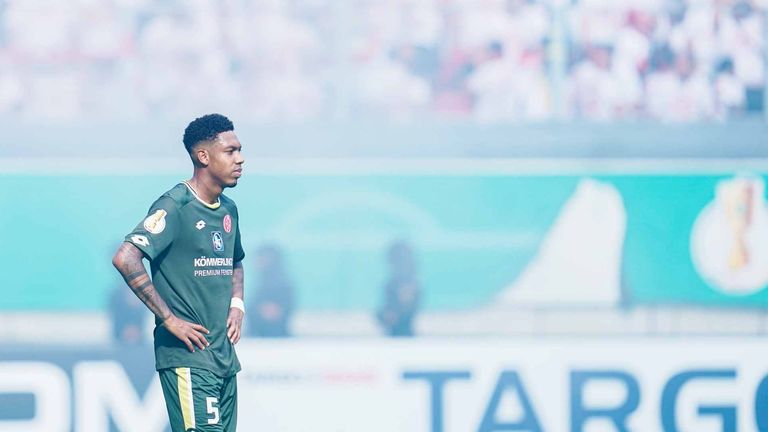 Jean-Paul Boetius beim Erstrundenaus gegen den 1. FC Kaiserslautern 2019/20.