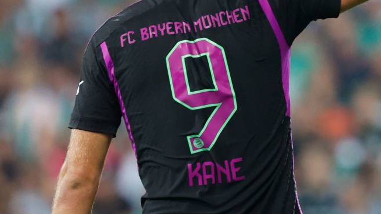 Harry Kane hat bei seinem Bundesliga-Debüt gegen Werder Bremen direkt getroffen.
