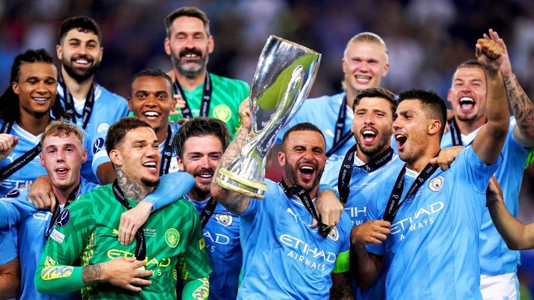 Man City gewinnt den UEFA Supercup nach Elfmeterschießen.