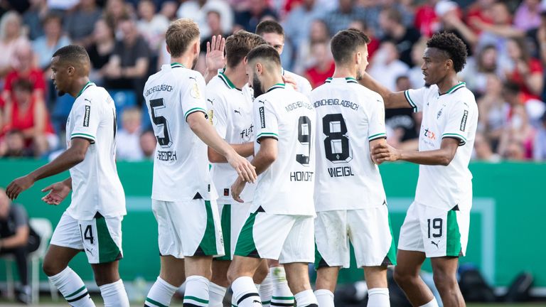 Borussia Mönchengladbach zieht souverän in die 2. Runde des DFB-Pokals ein. 