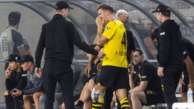 Glück im Unglück! BVB-Verteidiger Nico Schlotterbeck hat sich beim Test gegen San Diego Loyal nur leicht verletzt.