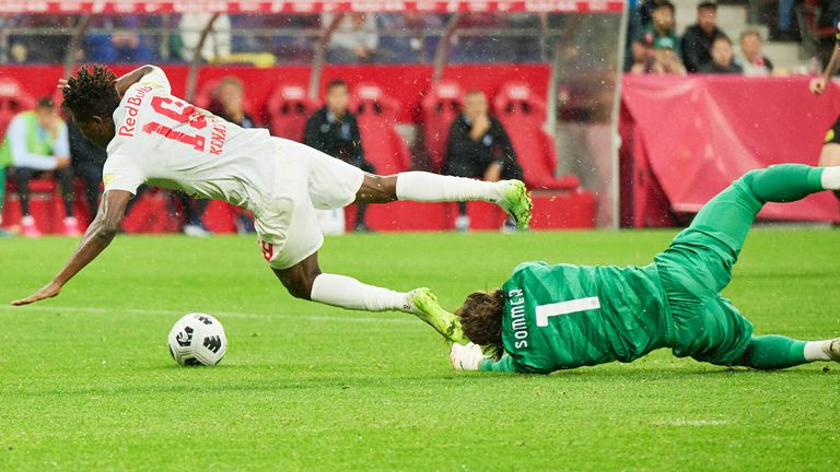 Yann Sommer hat nach seinem Inter-Debüt Kritik einstecken müssen.