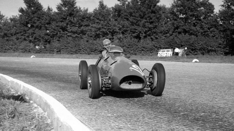 ALBERTO ASCARI: 7 Siege in Folge von Belgien 1952 bis Argentinien 1953.