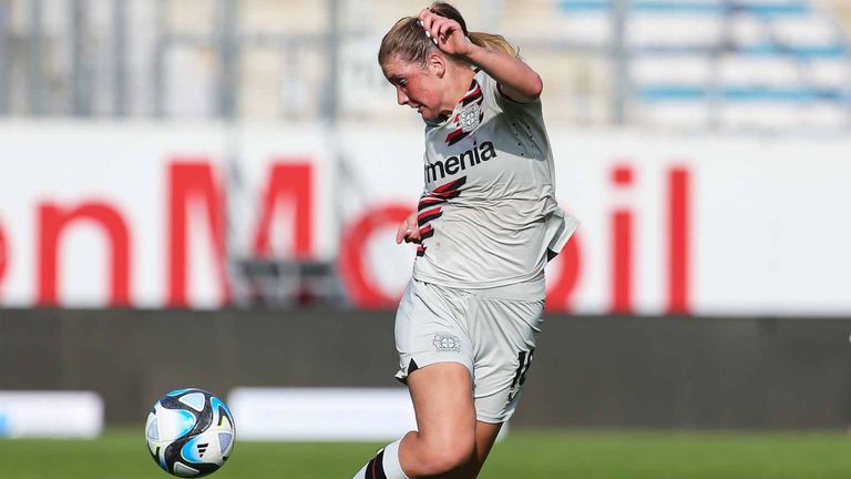 Karolina Lea Vilhjalmsdottir von Bayer 04 Leverkusen