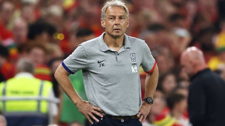Jürgen Klinsmann steht in Südkorea nach einem Trikottausch in der Kritik. 