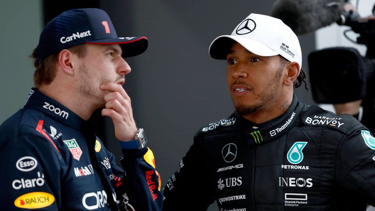 Wären beinahe Teampartner geworden: Max Verstappen und Lewis Hamilton. 