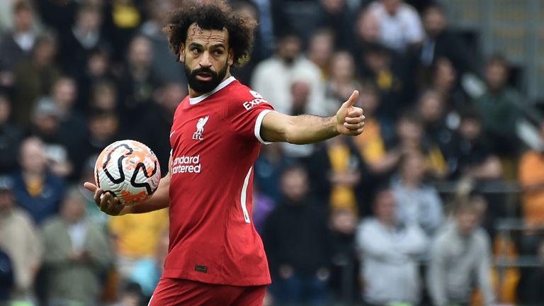 Mohamed Salah führt den FC Liverpool zum Sieg gegen Wolverhampton.
