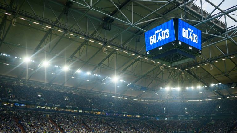 WM-Spiele auf Schalke? Die Veltins Arena nimmt den freien Platz als Ausrichtungsort für eine mögliche Weltmeisterschaft ein.