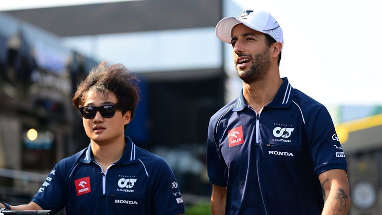 Yuki Tsunoda und Daniel Ricciardo bilden auch 2024 das Fahrer-Duo für AlphaTauri.